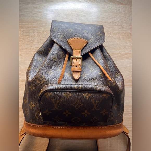 Louis Vuitton Mini Backpack - Picture 3 of 16